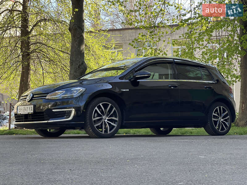 Хэтчбек Volkswagen e-Golf 2019 в Одессе фото 54 Хэтчбек Volkswagen e-Golf 2019 в Одессе