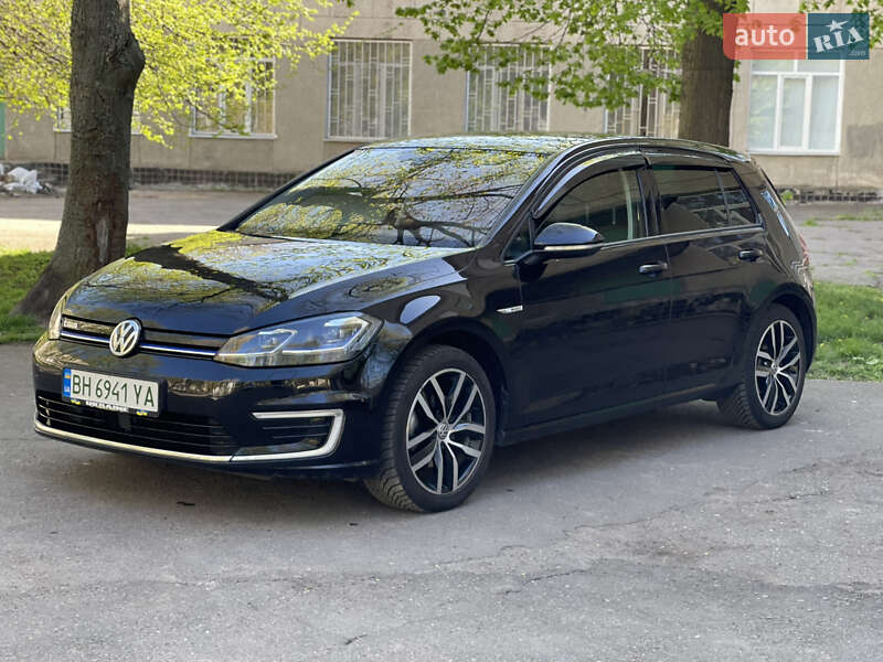 Хэтчбек Volkswagen e-Golf 2019 в Одессе фото 57 Хэтчбек Volkswagen e-Golf 2019 в Одессе