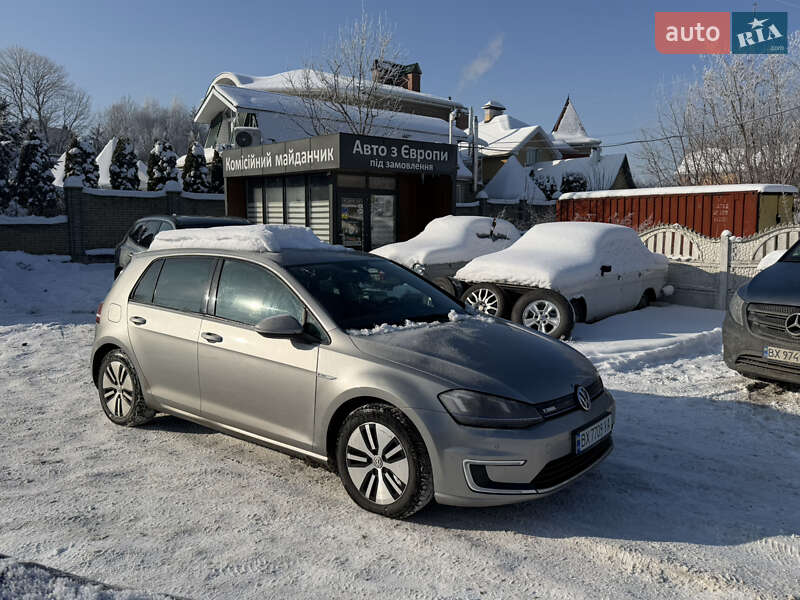 Volkswagen e-Golf 2015