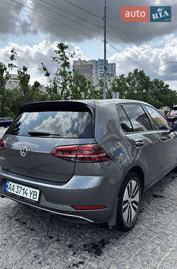 Хетчбек Volkswagen e-Golf 2018 в Броварах