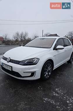 Хэтчбек Volkswagen e-Golf 2016 в Кривом Роге