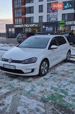 Хэтчбек Volkswagen e-Golf 2014 в Луцке