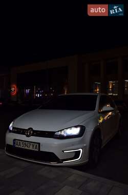 Хэтчбек Volkswagen e-Golf 2014 в Черкассах
