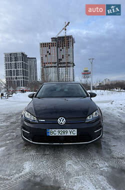 Хетчбек Volkswagen e-Golf 2015 в Львові