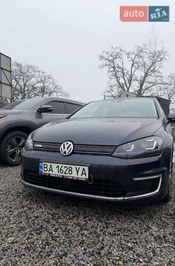 Хэтчбек Volkswagen e-Golf 2015 в Кропивницком