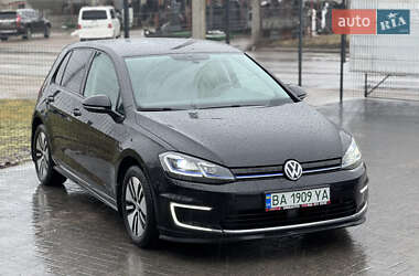 Хетчбек Volkswagen e-Golf 2017 в Кропивницькому