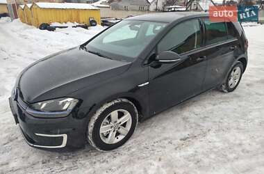 Хетчбек Volkswagen e-Golf 2016 в Дубні