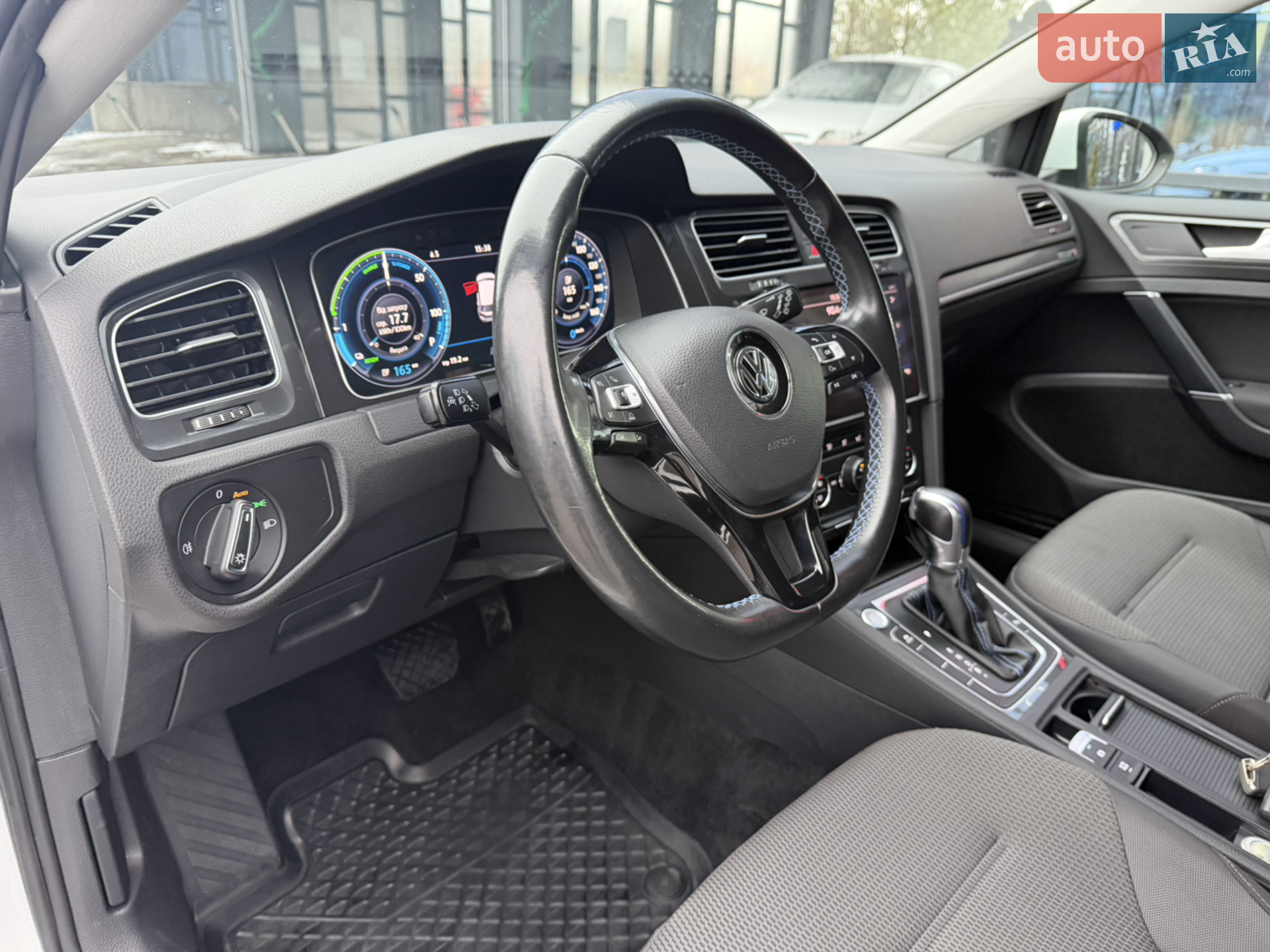 2017 Volkswagen Golf - мініатюра 38