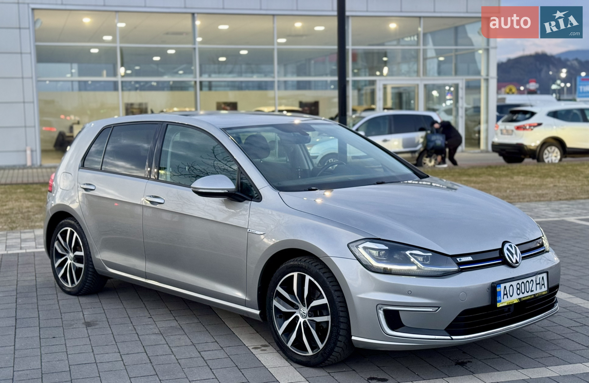 2017 Volkswagen Golf - мініатюра 2