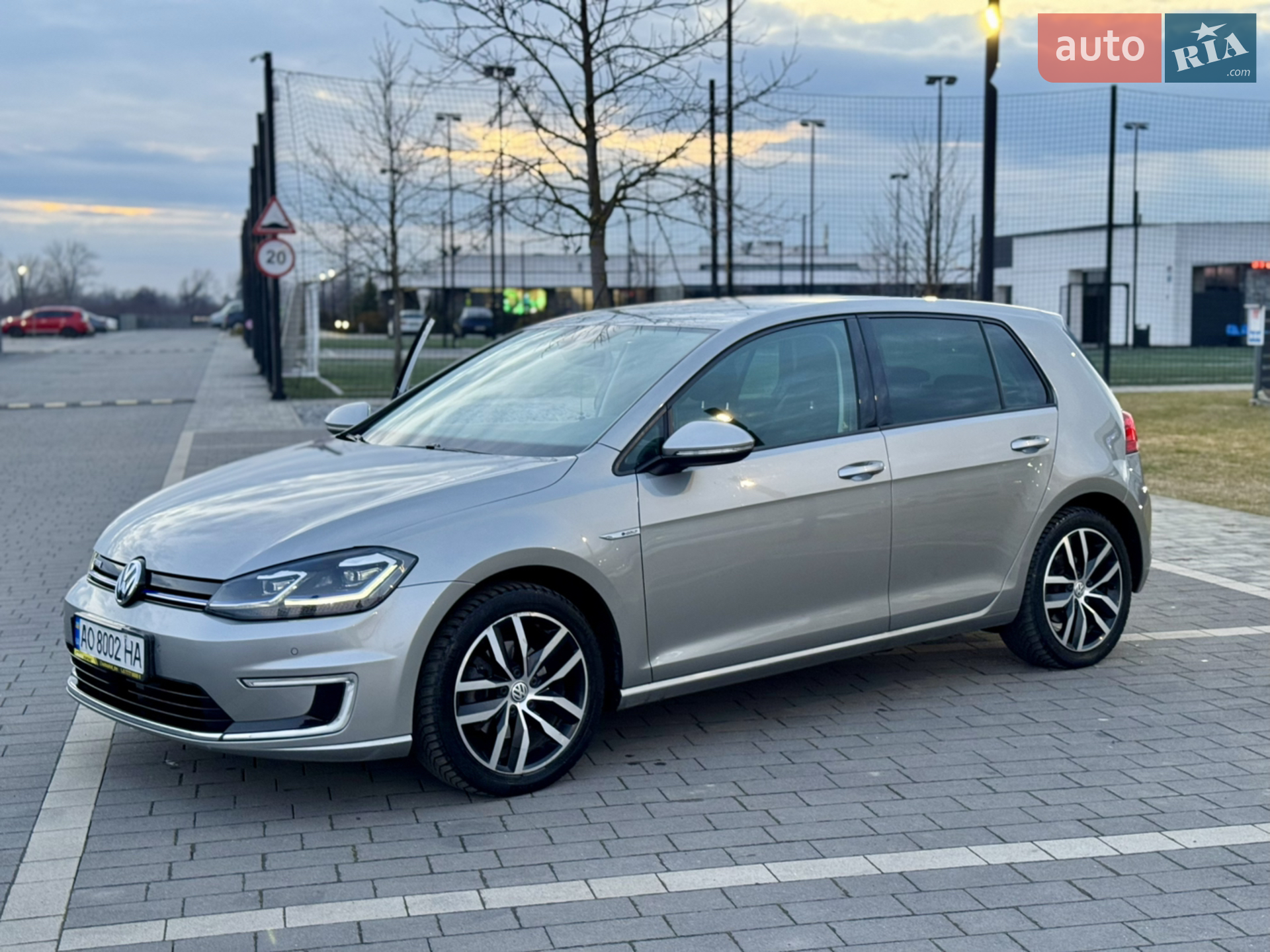 2017 Volkswagen Golf - мініатюра 3