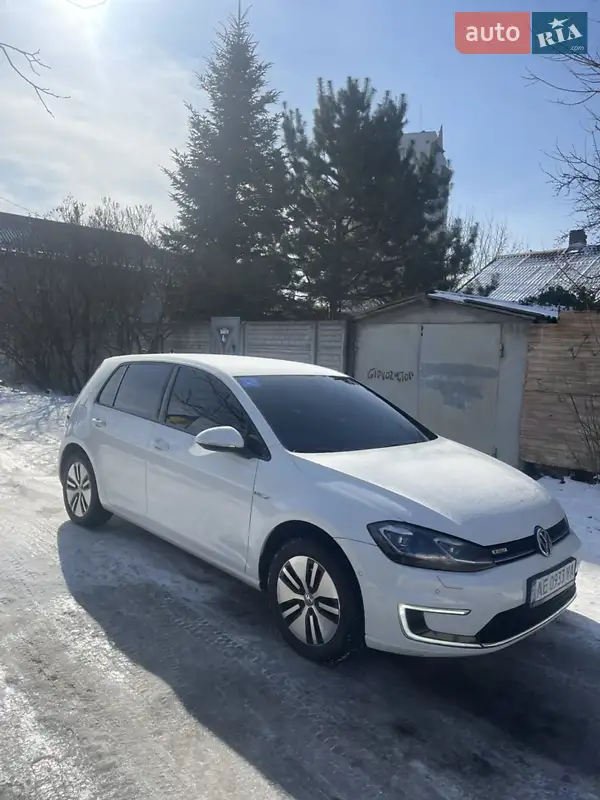 Volkswagen e-Golf