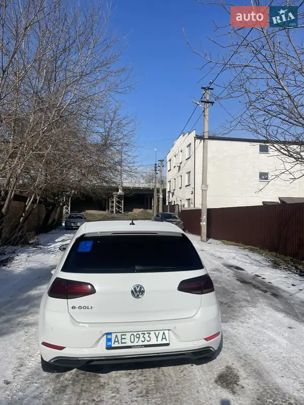 Volkswagen e-Golf 2017 VIN WVWZZZAUZJW907002 фото оголошення 3 з 39