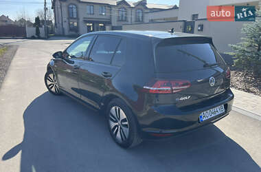 Хэтчбек Volkswagen e-Golf 2015 в Ужгороде