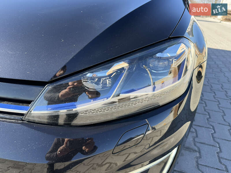 Хэтчбек Volkswagen e-Golf 2018 в Ровно