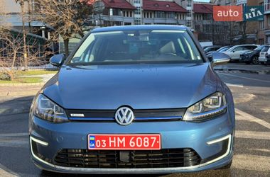 Хэтчбек Volkswagen e-Golf 2015 в Киеве