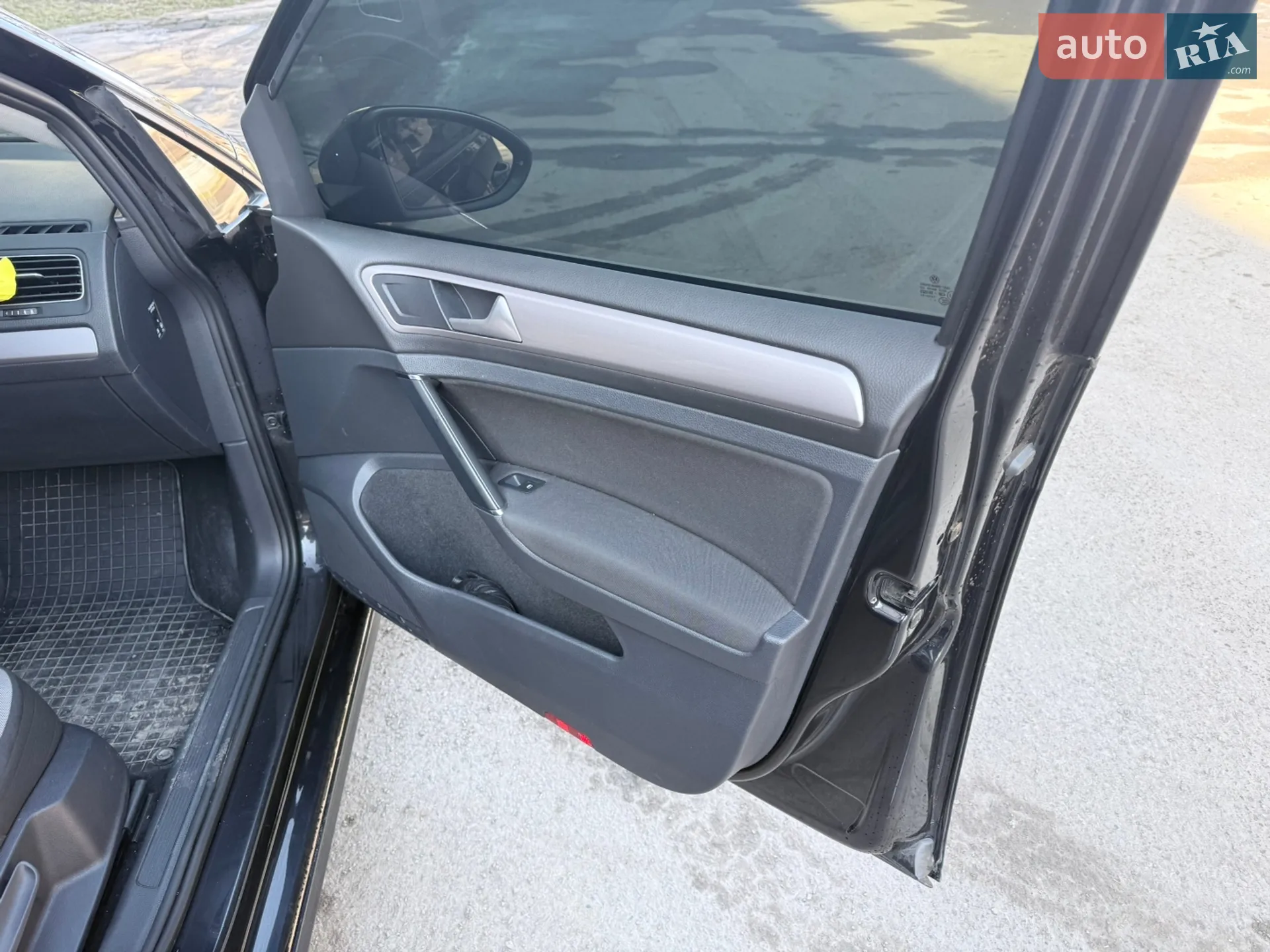 2014 Volkswagen Golf - мініатюра 17