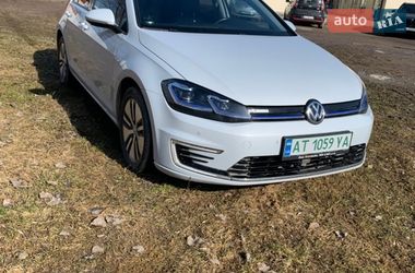 Хетчбек Volkswagen e-Golf 2018 в Городку