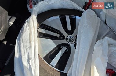 Хэтчбек Volkswagen e-Golf 2015 в Луцке