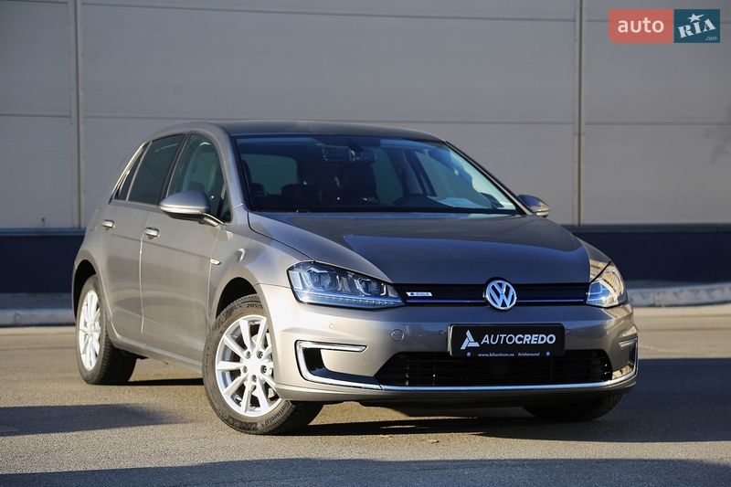 Volkswagen e-Golf 2015