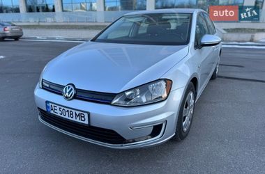 Хетчбек Volkswagen e-Golf 2016 в Дніпрі