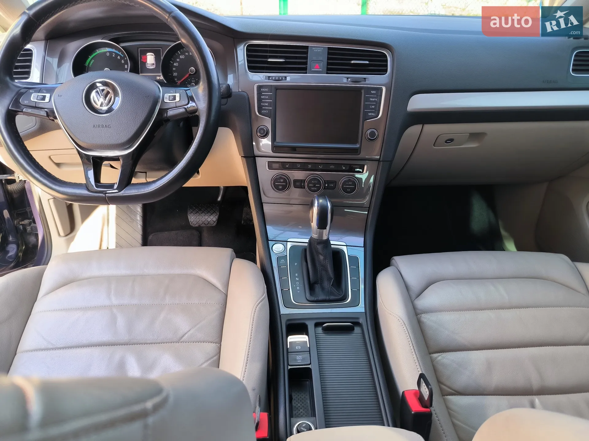 2014 Volkswagen Golf - мініатюра 17