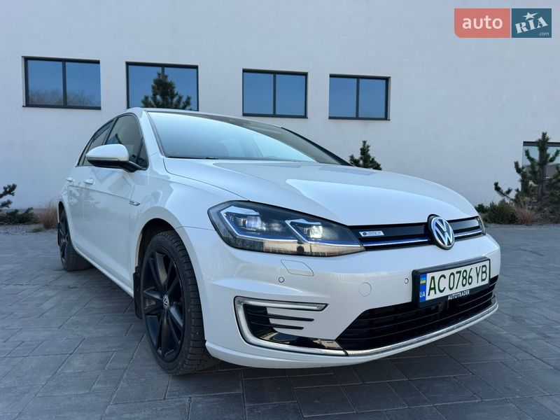 Volkswagen e-Golf 2017 Volkswagen e-Golf 2017