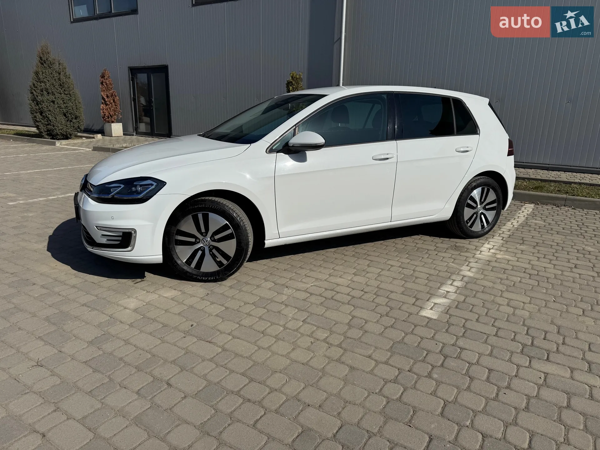 2020 Volkswagen Golf - мініатюра 4