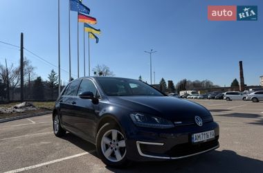 Хэтчбек Volkswagen e-Golf 2015 в Житомире