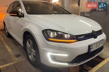 Хетчбек Volkswagen e-Golf 2016 в Броварах