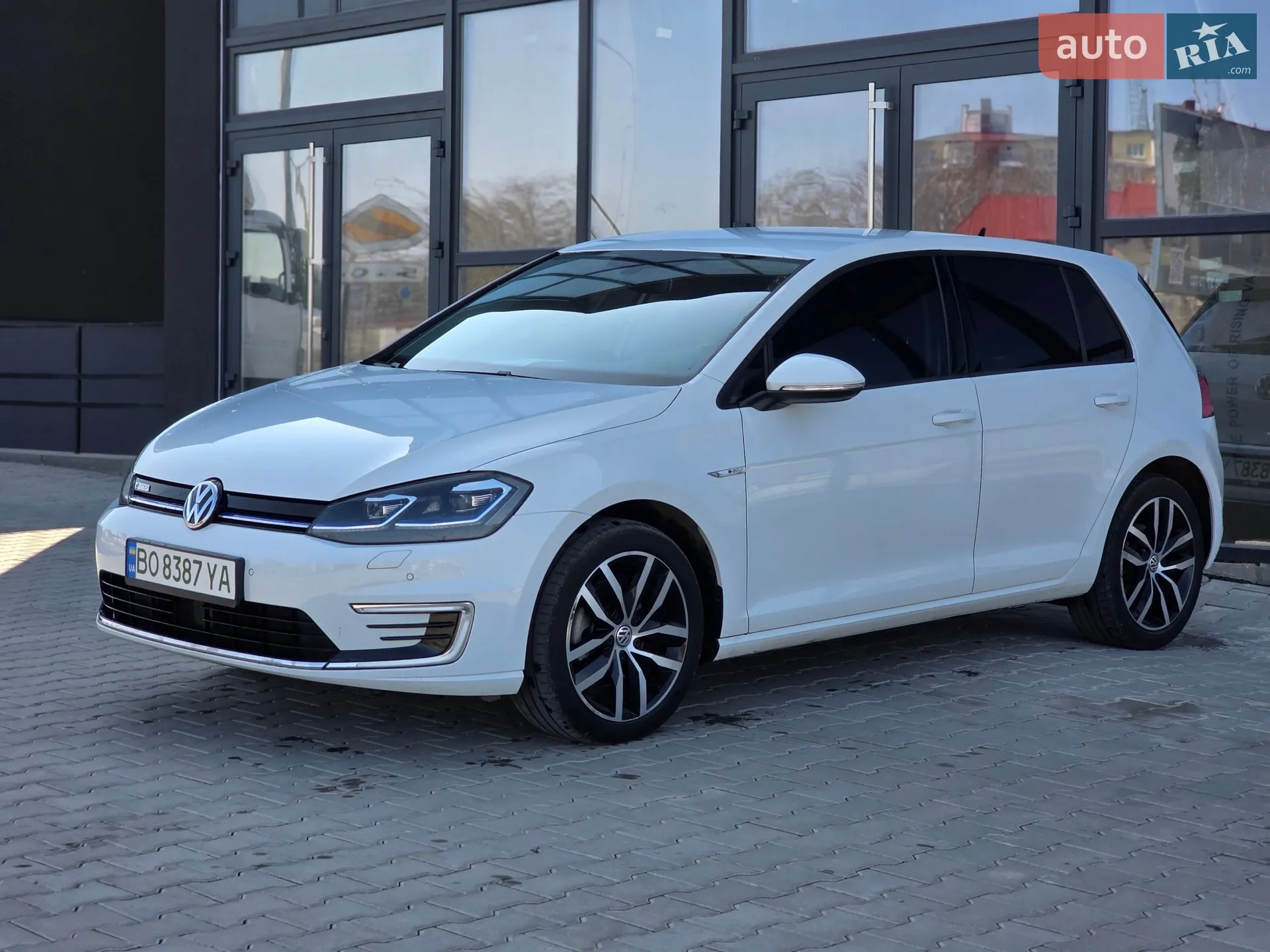 2020 Volkswagen Golf - мініатюра 38