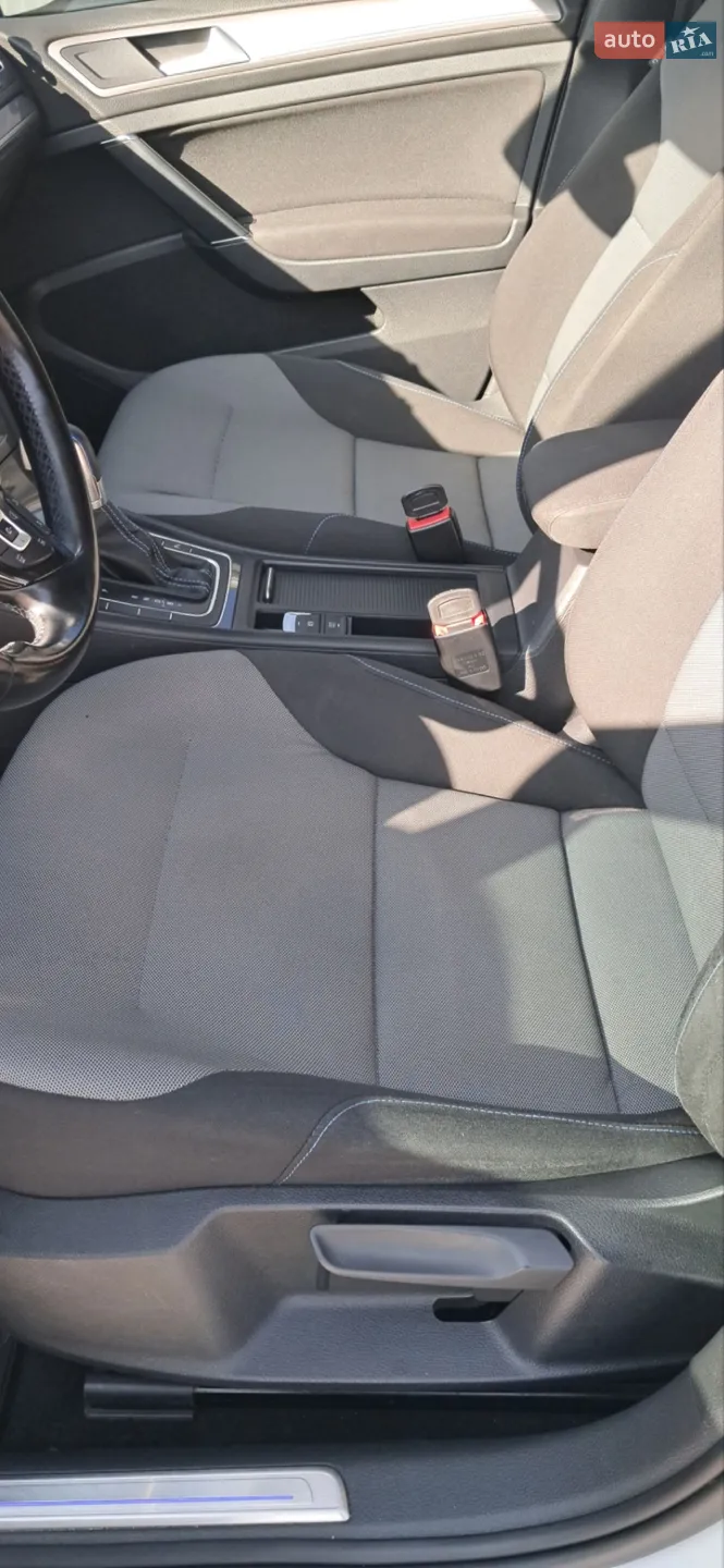 2014 Volkswagen Golf - мініатюра 7