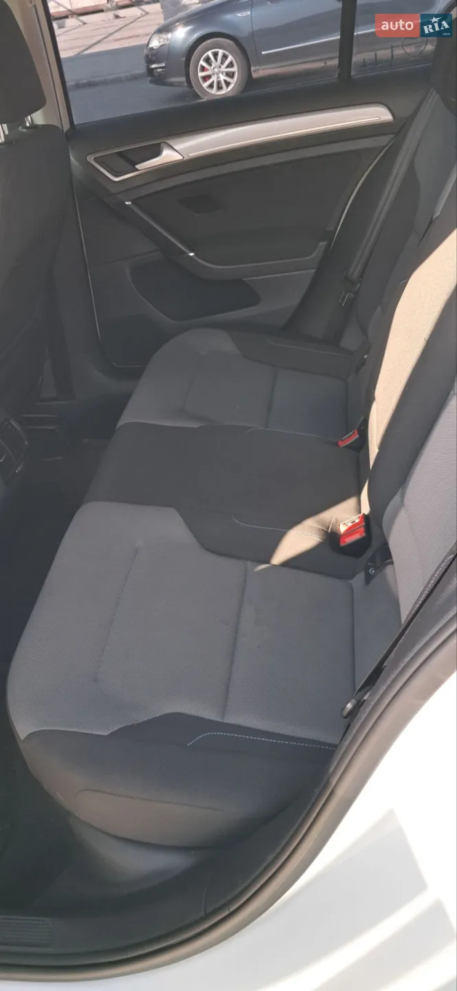 2014 Volkswagen Golf - мініатюра 11