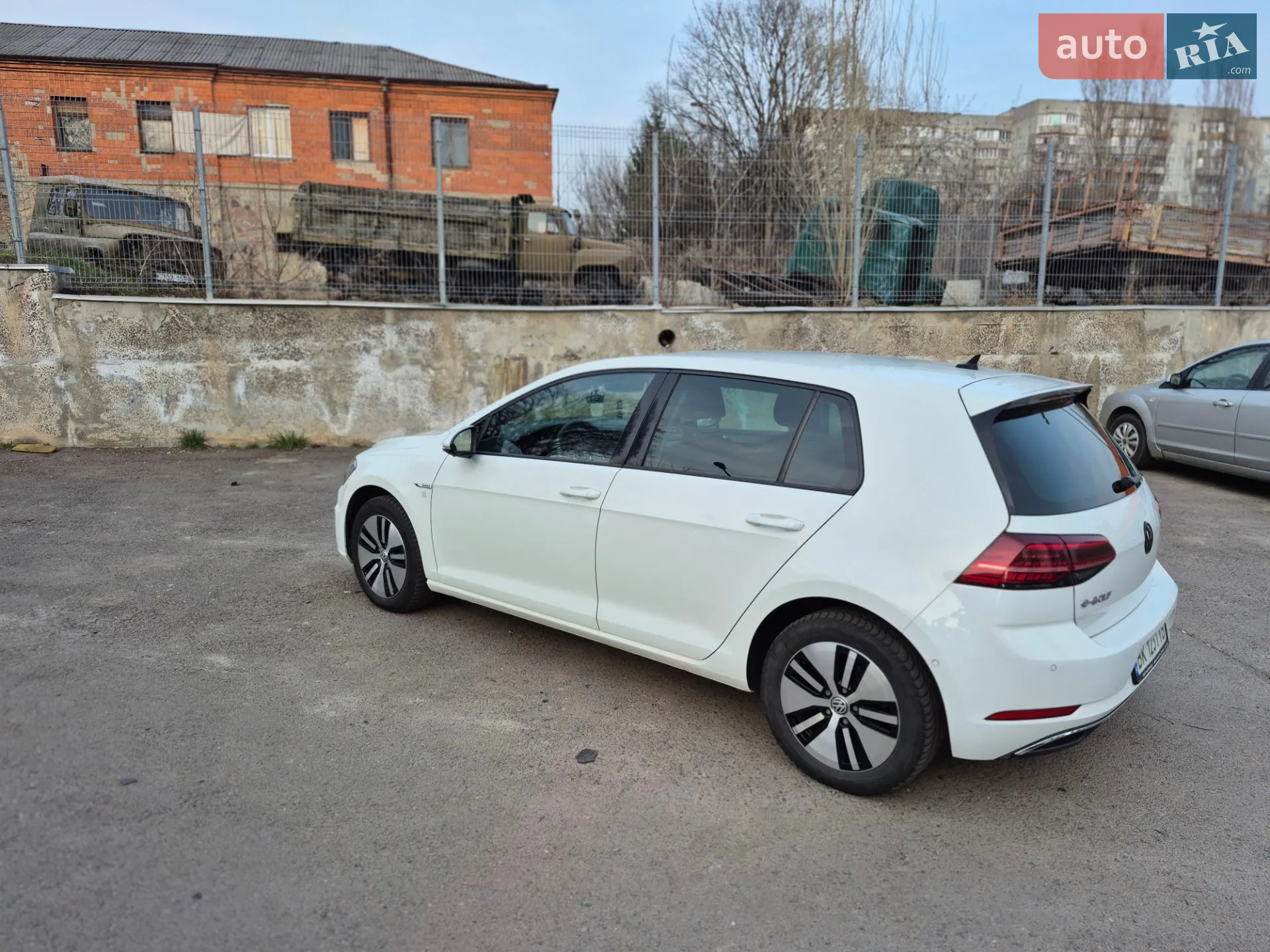 2017 Volkswagen Golf - мініатюра 6