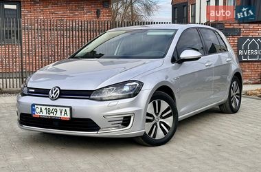 Хэтчбек Volkswagen e-Golf 2019 в Умани