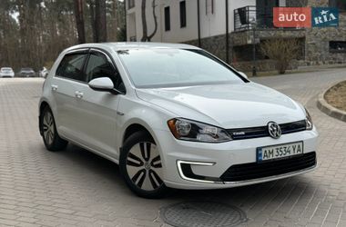 Хэтчбек Volkswagen e-Golf 2016 в Киеве