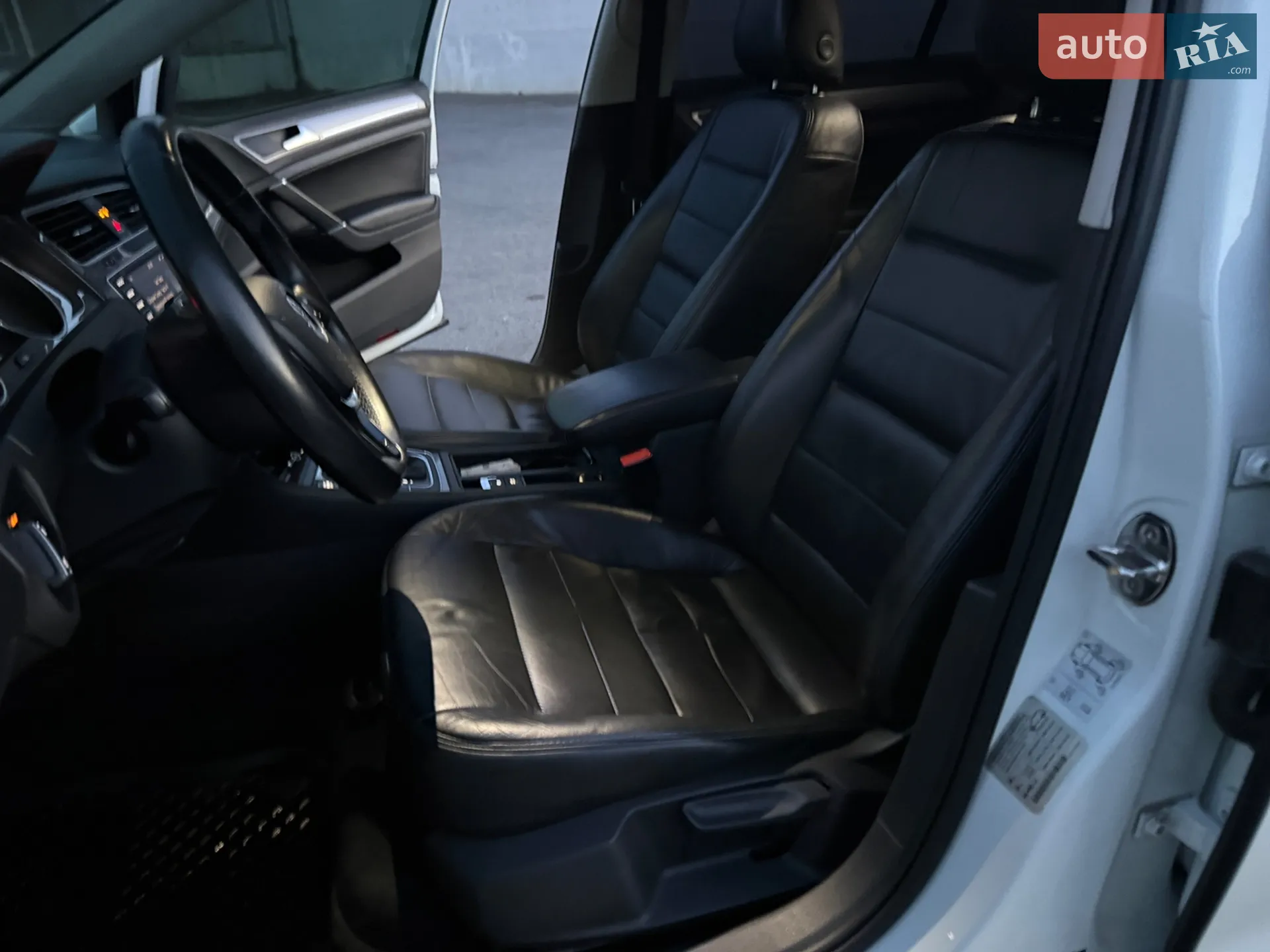 2014 Volkswagen Golf - мініатюра 11