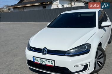 Хэтчбек Volkswagen e-Golf 2014 в Костополе