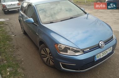 Хетчбек Volkswagen e-Golf 2016 в Чугуєві
