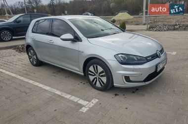 Хэтчбек Volkswagen e-Golf 2016 в Львове