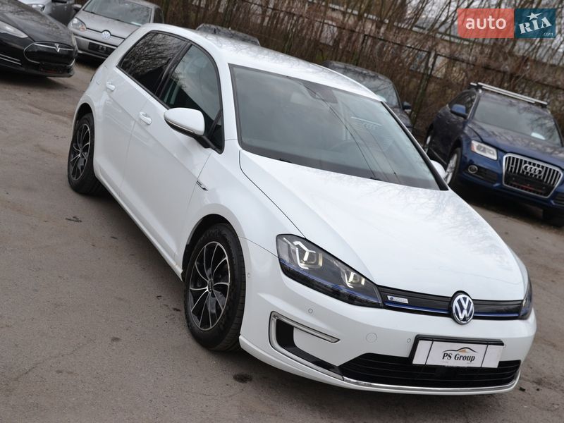 Хэтчбек Volkswagen e-Golf 2015 в Луцке