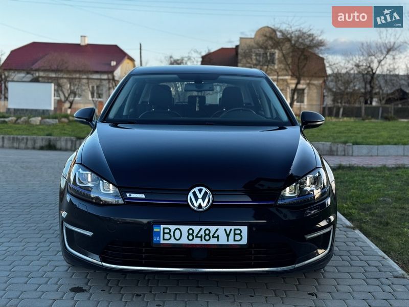Хэтчбек Volkswagen e-Golf 2015 в Чорткове