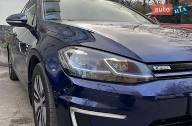 Хэтчбек Volkswagen e-Golf 2017 в Каменец-Подольском