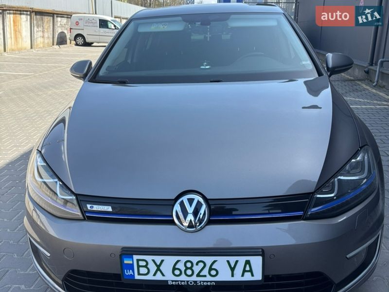 Volkswagen e-Golf 2016
