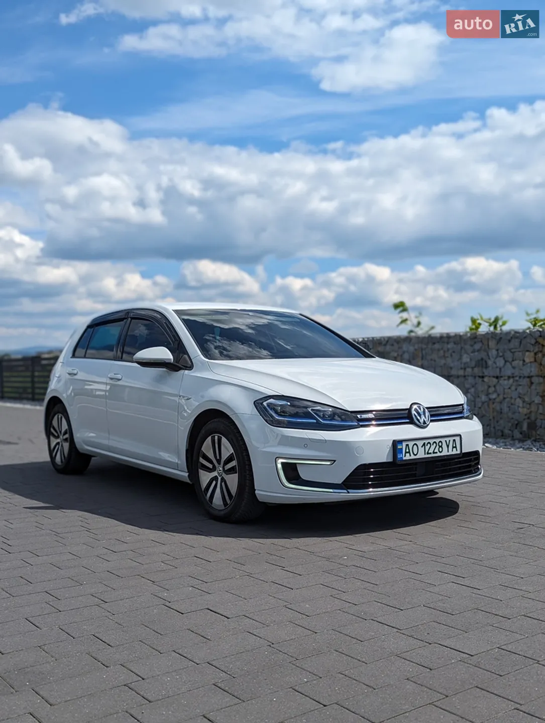 2018 Volkswagen Golf - мініатюра 2
