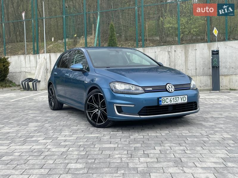 Хэтчбек Volkswagen e-Golf 2016 в Львове