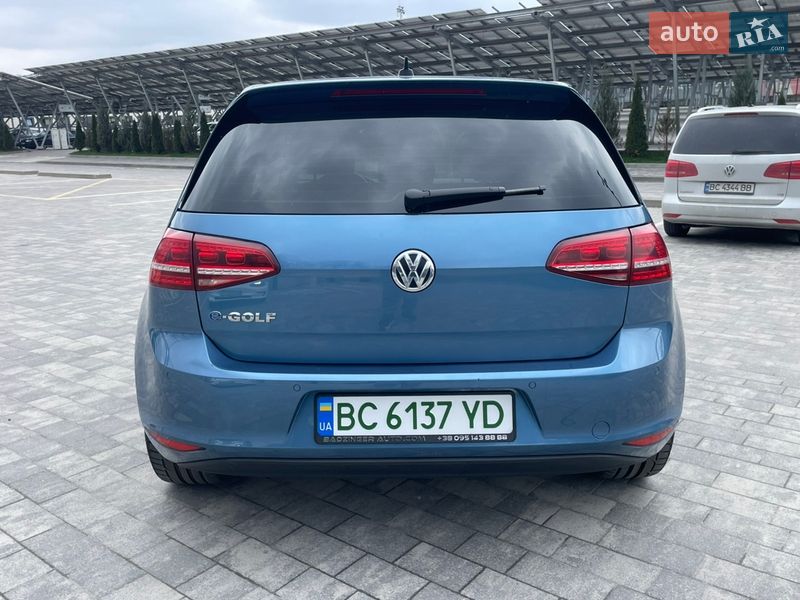 Хэтчбек Volkswagen e-Golf 2016 в Львове