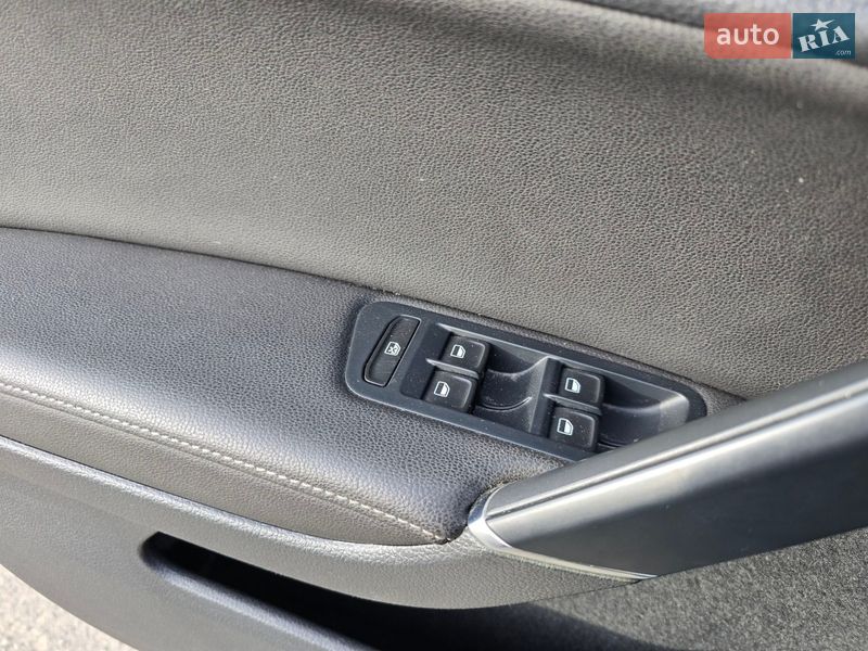 Хэтчбек Volkswagen e-Golf 2014 в Владимире