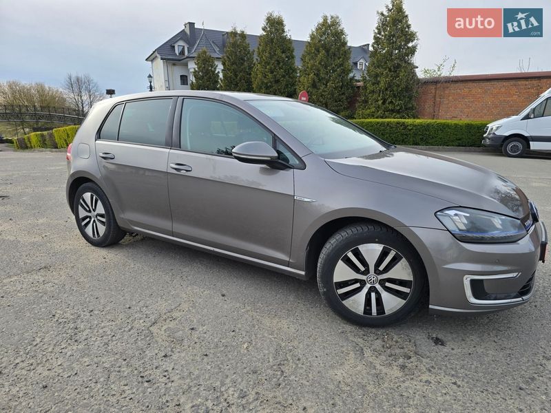 Хэтчбек Volkswagen e-Golf 2014 в Владимире