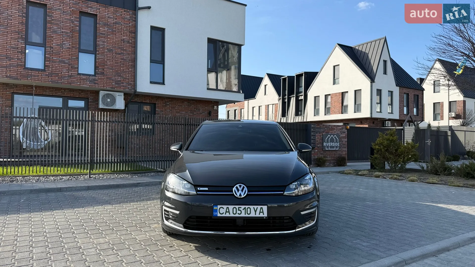 2019 Volkswagen Golf - фото 1
