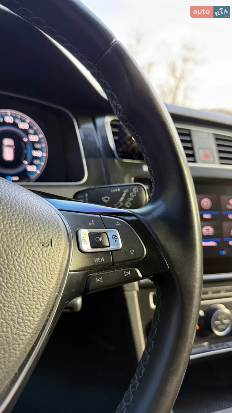 2019 Volkswagen Golf - мініатюра 43